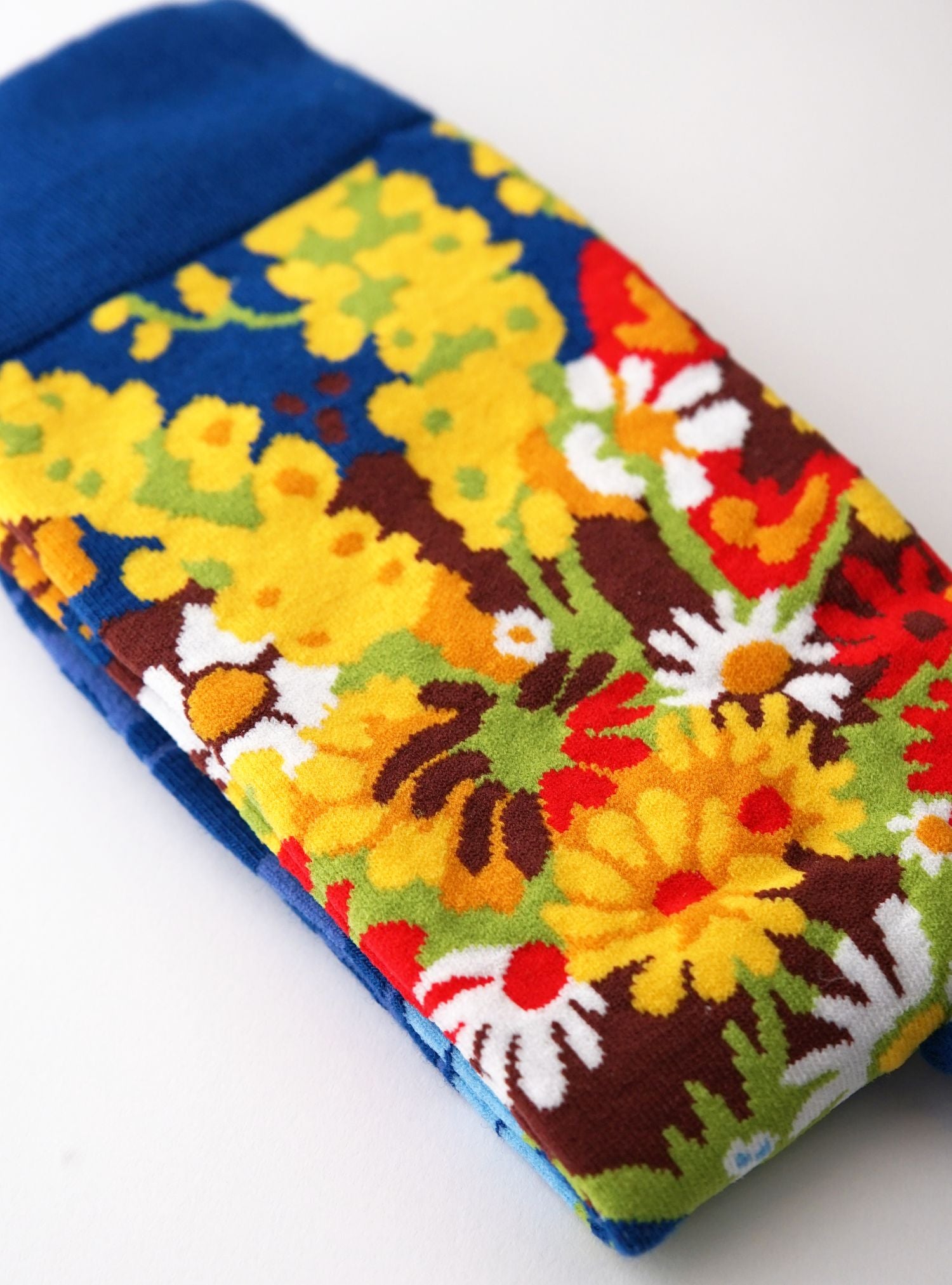 Charley Toorop - Vaas met bloemen tegen muur